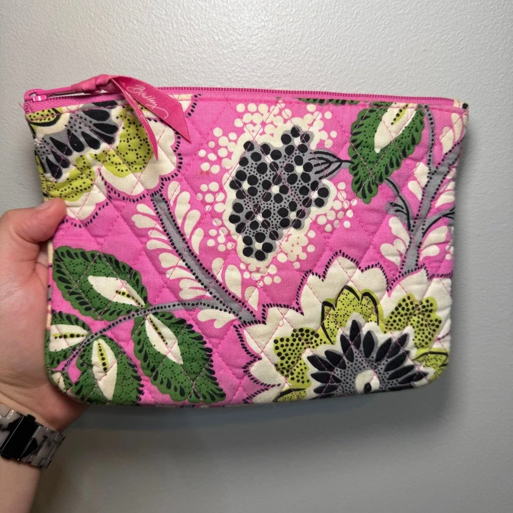 Vera Bradley Priscilla Pink Floral Quilted Cotton Cosmetic Pouch Zip Makeup Bag